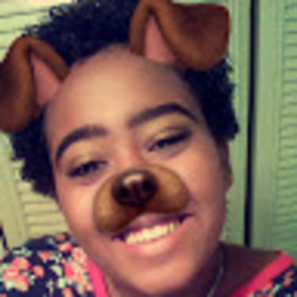 Meet your Posher, Ieasha - Picture 1 of 1